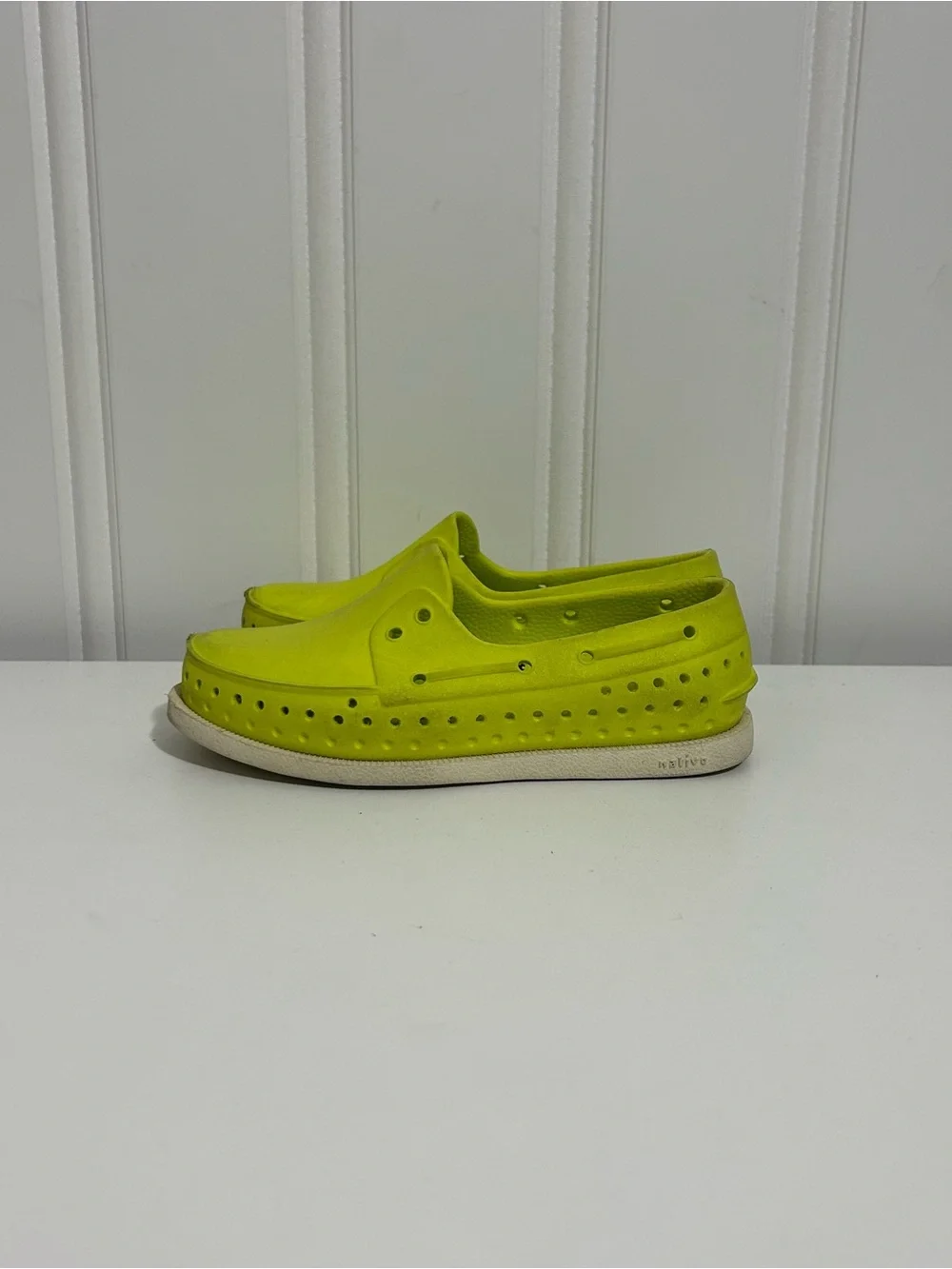 Native Howard Kids Slip-On Casual Shoes in Bright Yellow-Green